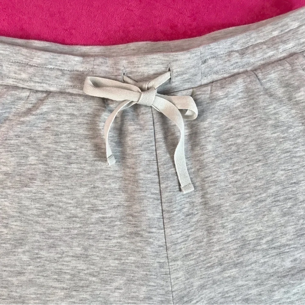 LOU & GREY SP Grey Super Soft Shorts S PETITE Adjustable Tie Elastic Waist NWT - Picture 8 of 13